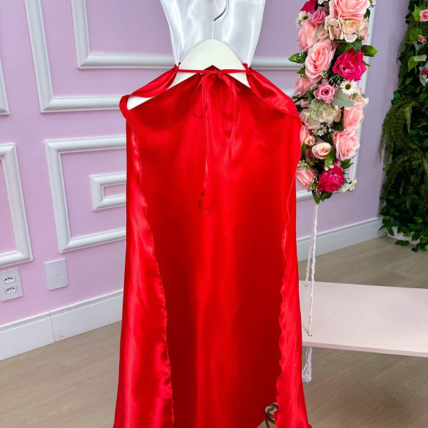 Capa Branca de Neve Vermelha